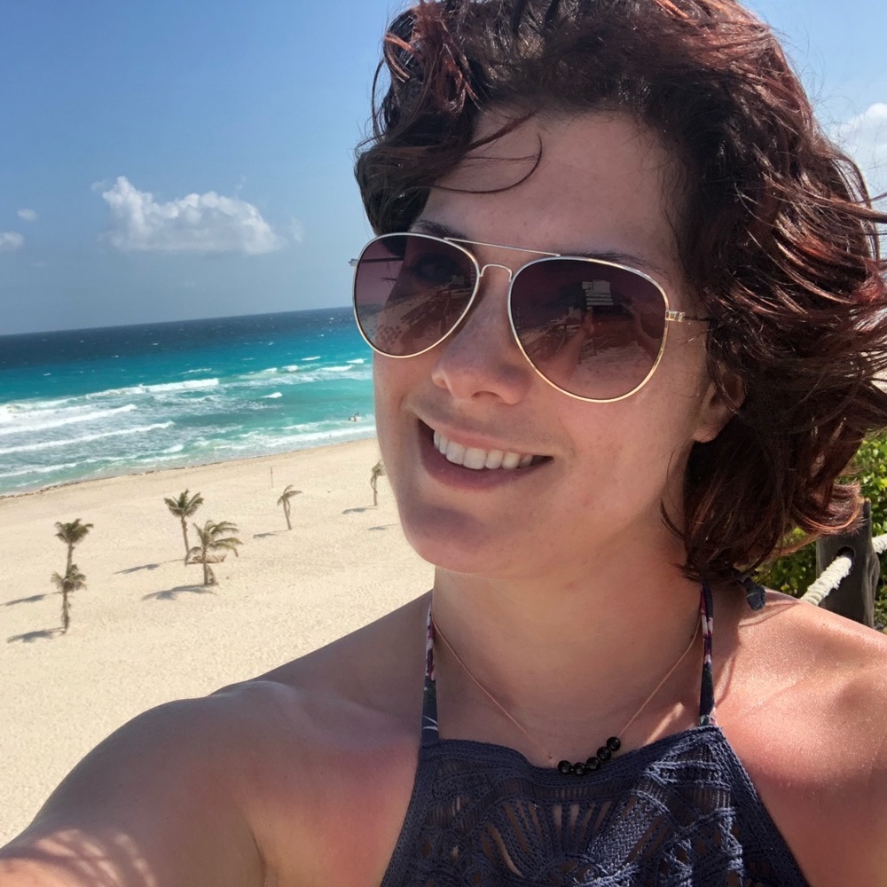 Meet your Posher, Ashlee